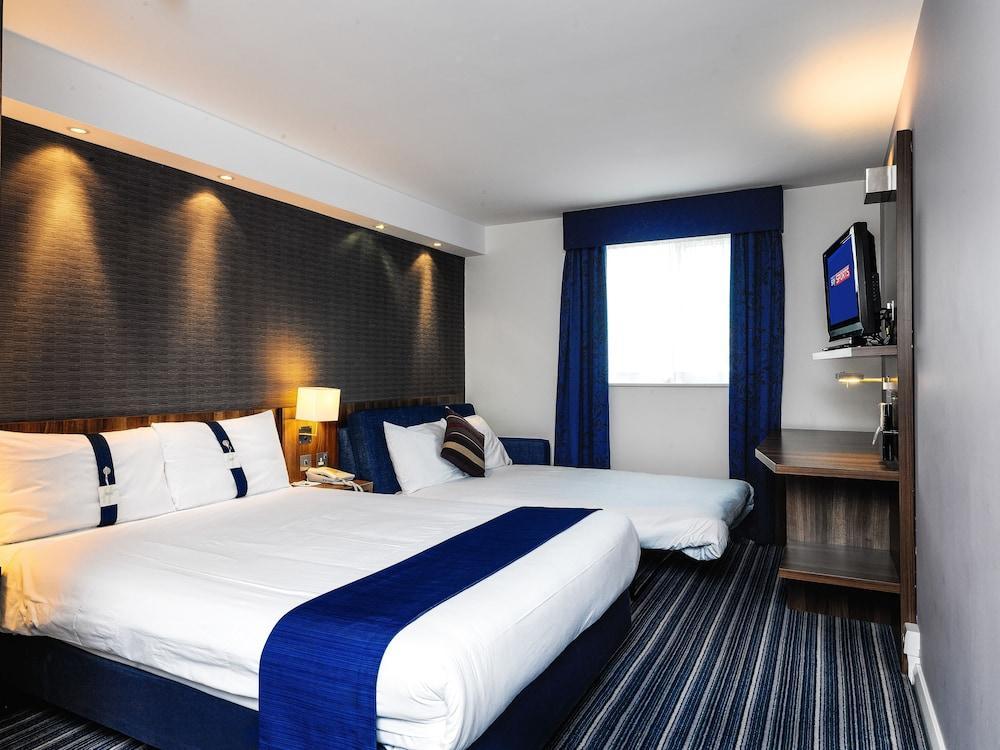 Holiday Inn Express London Gatwick Crawley, An Ihg Hotel Eksteriør billede