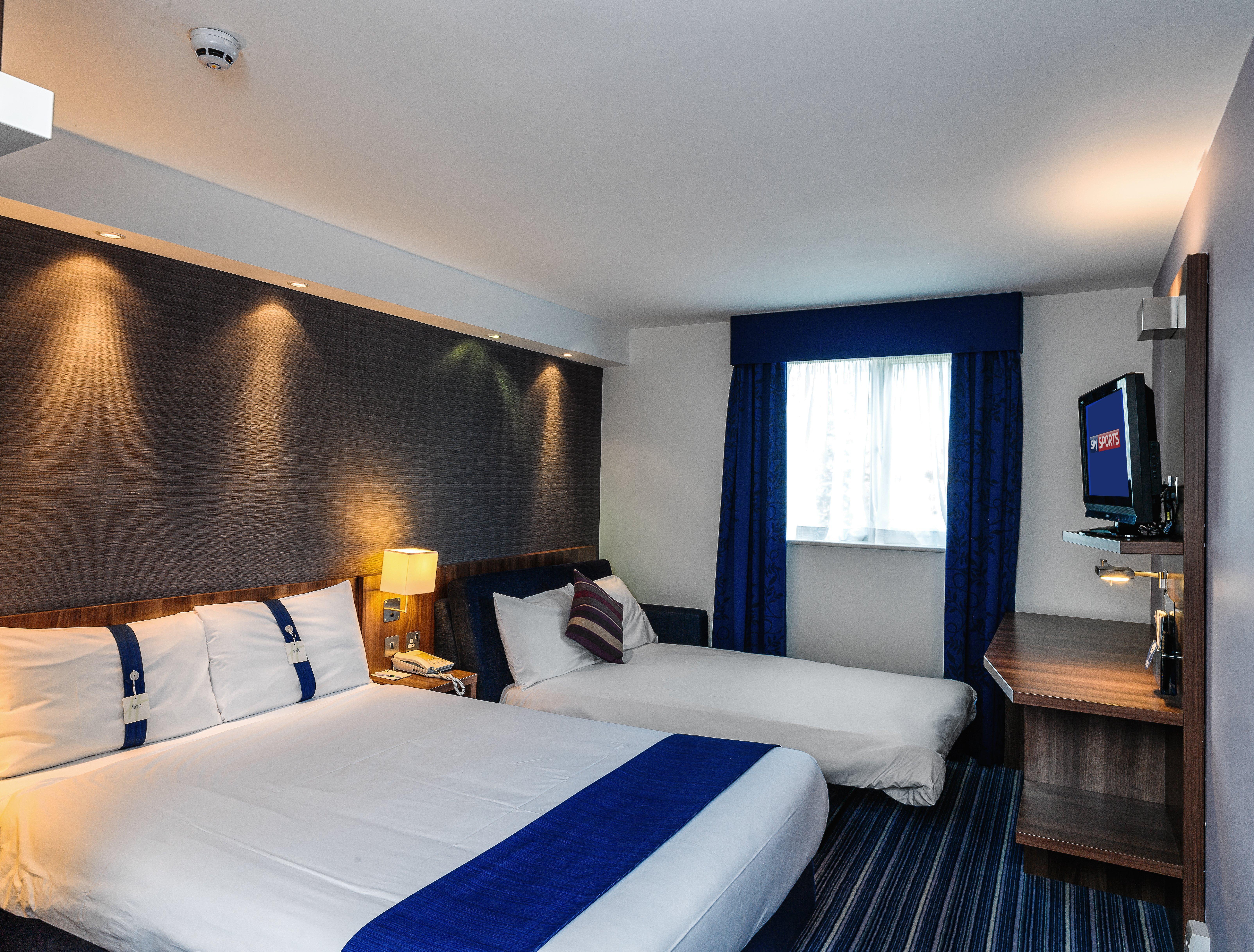 Holiday Inn Express London Gatwick Crawley, An Ihg Hotel Eksteriør billede