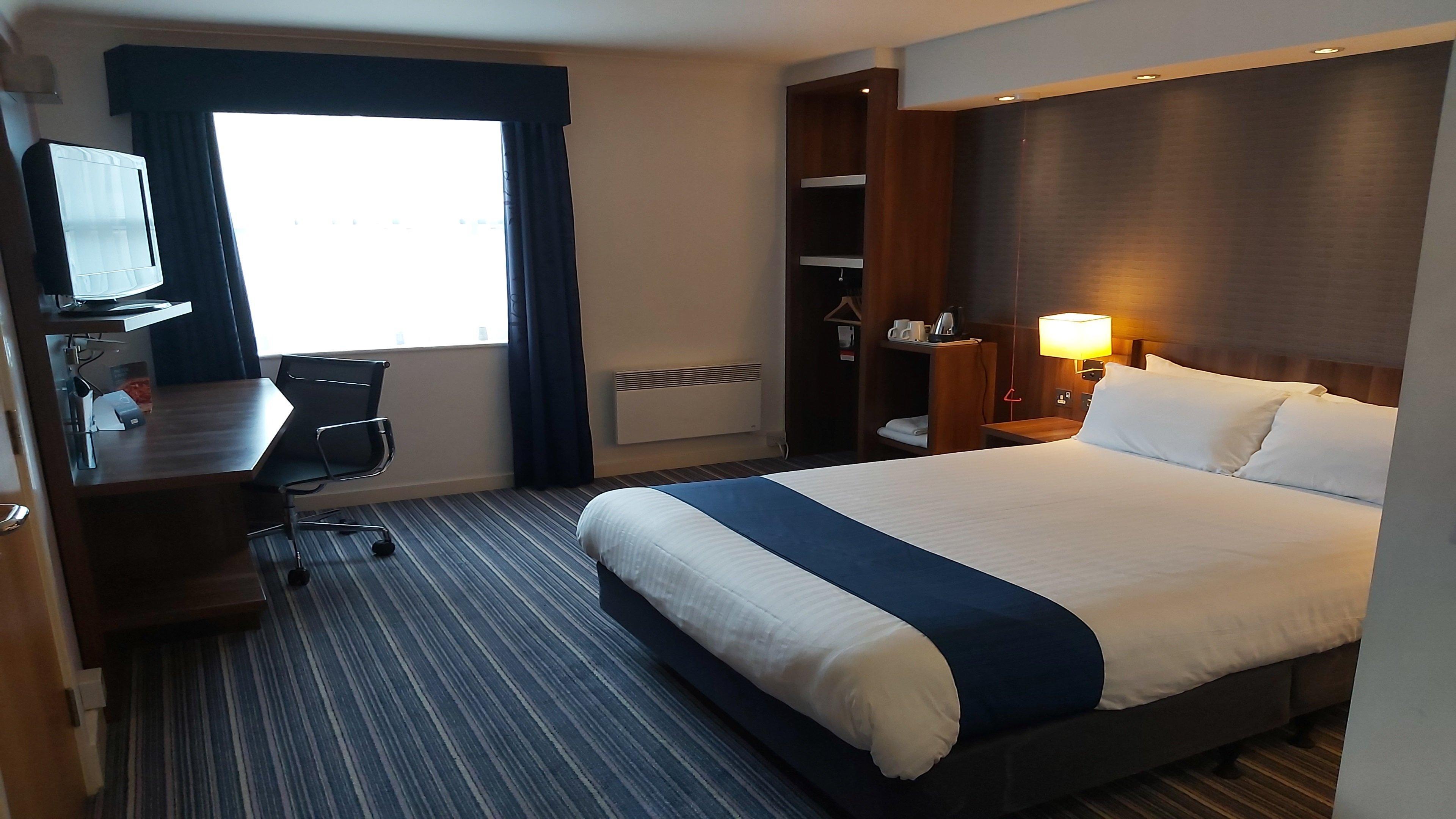 Holiday Inn Express London Gatwick Crawley, An Ihg Hotel Eksteriør billede