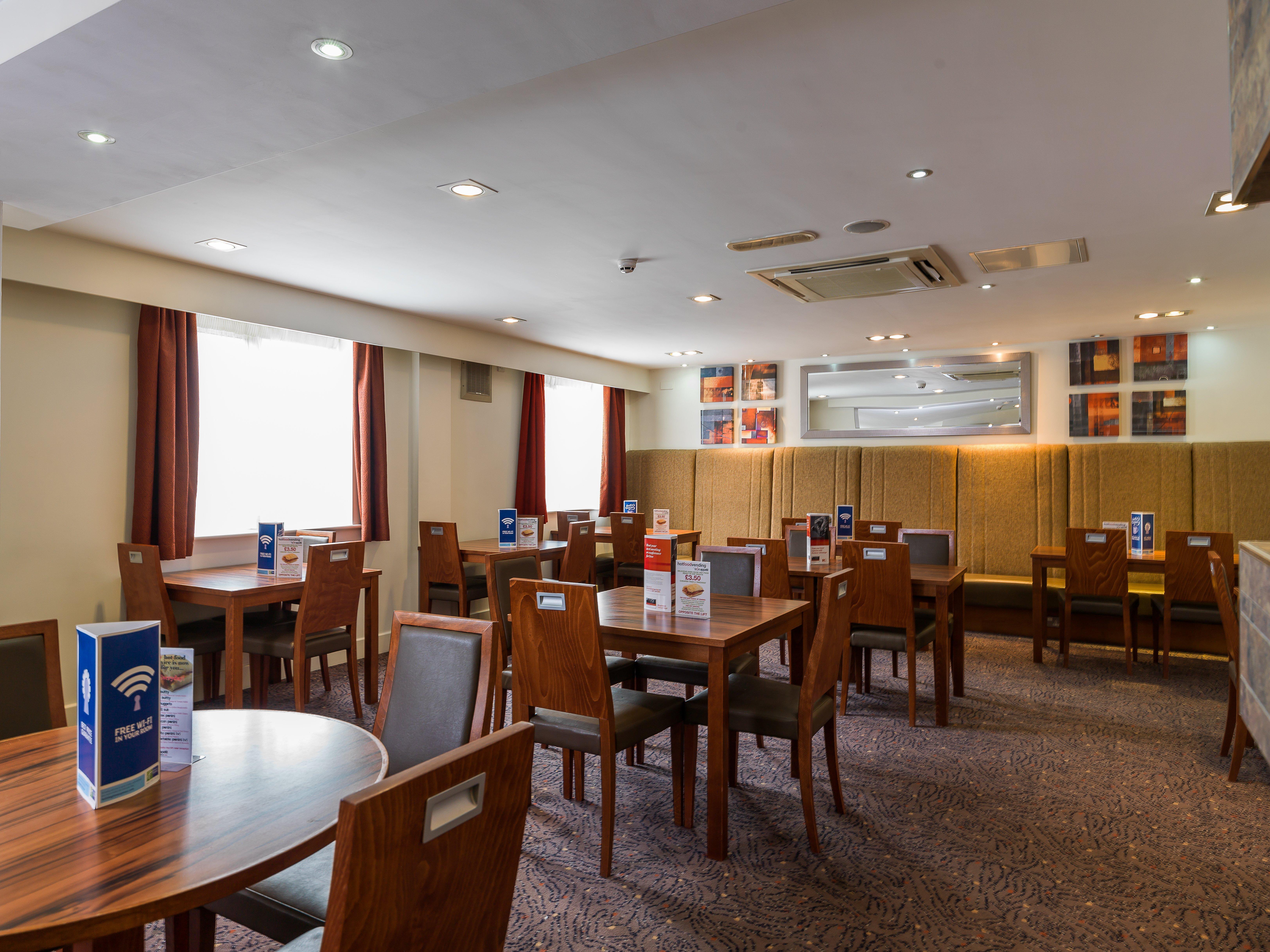 Holiday Inn Express London Gatwick Crawley, An Ihg Hotel Eksteriør billede